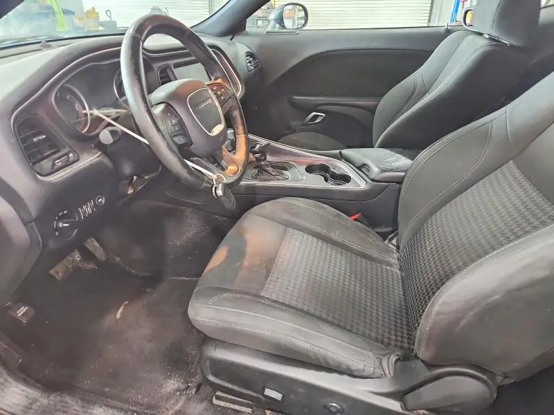 2016 DODGE CHALLENGER SXT  