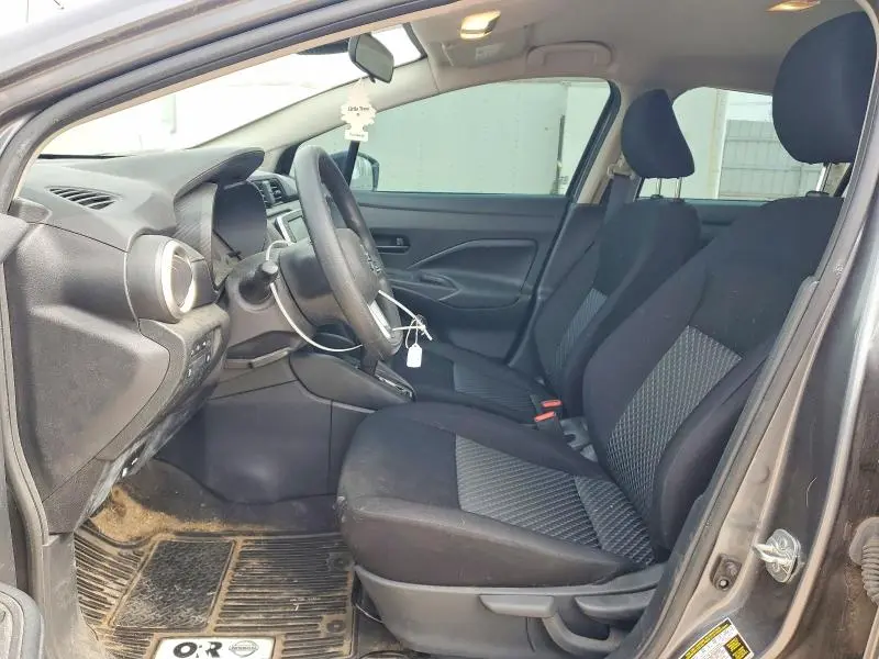 2021 NISSAN VERSA S  
