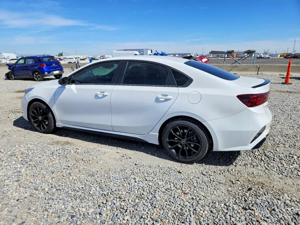 2023 KIA FORTE GT LINE  