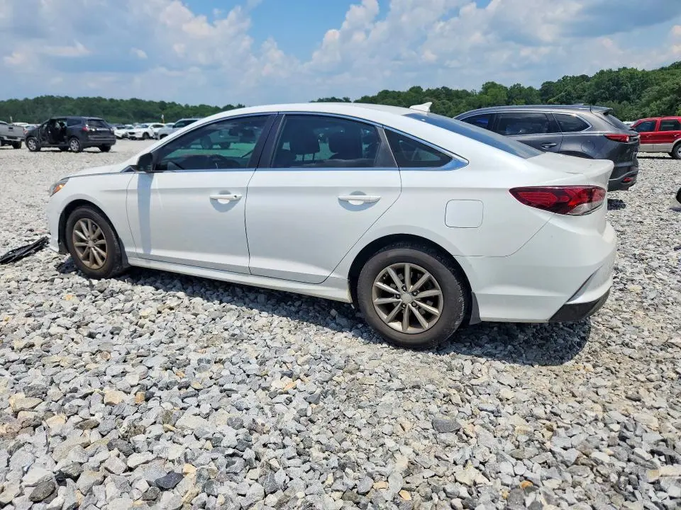 2018 HYUNDAI SONATA SE  