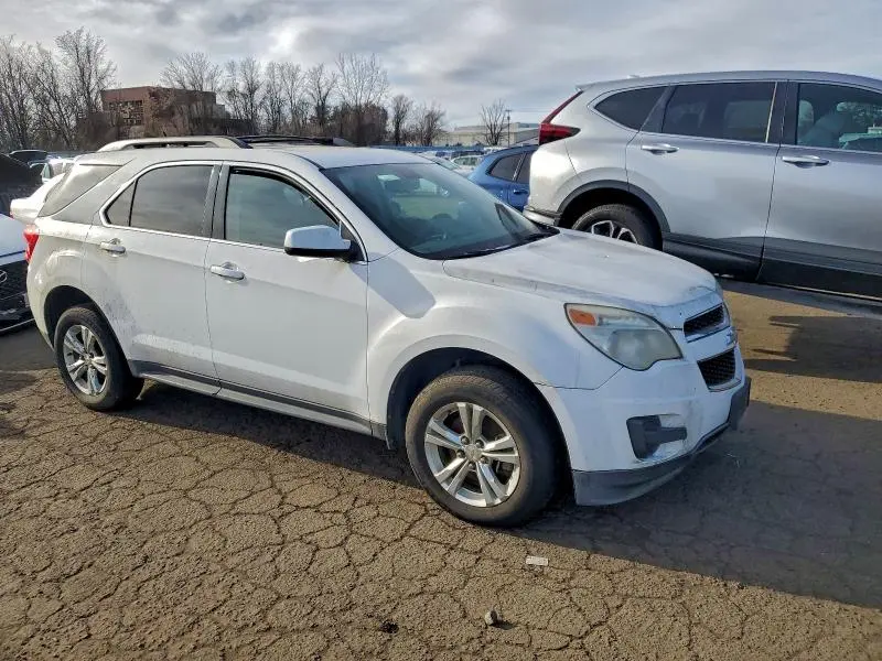 2010 CHEVROLET EQUINOX LT  