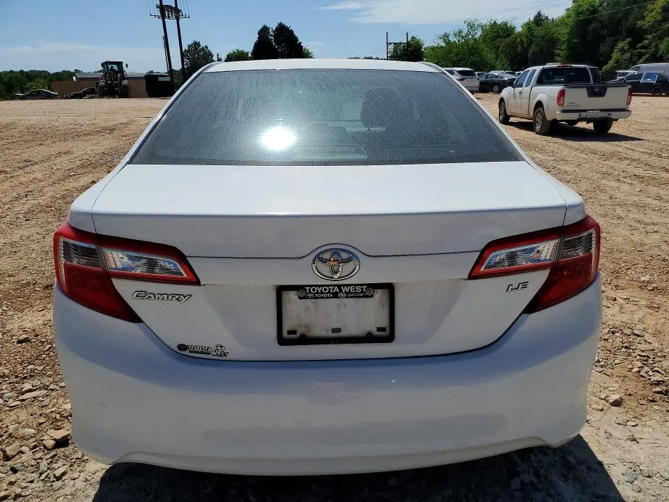 2012 TOYOTA CAMRY LE  