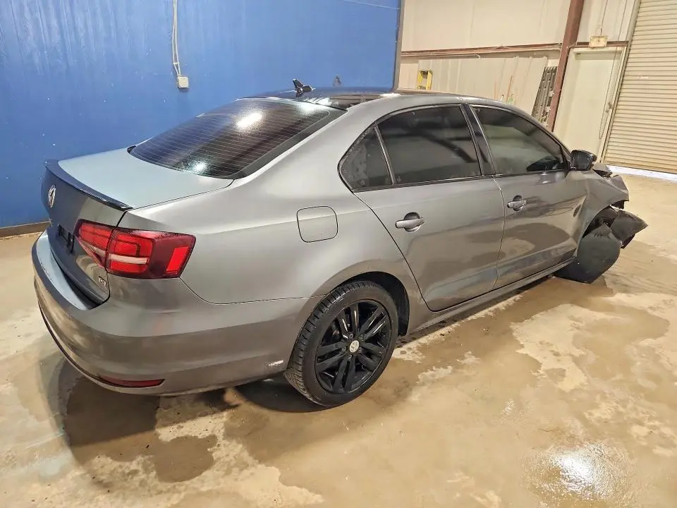 2018 VOLKSWAGEN JETTA SPORT  