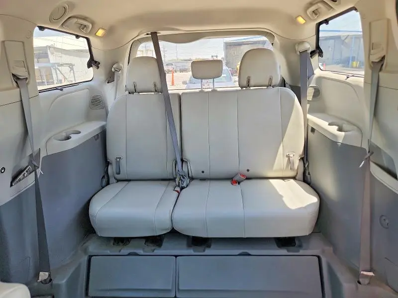 2012 TOYOTA SIENNA XLE 8-PASSENGER  