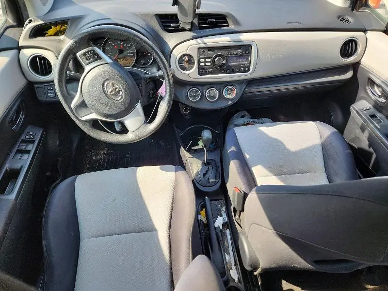 2014 TOYOTA YARIS 5-DOOR LE  