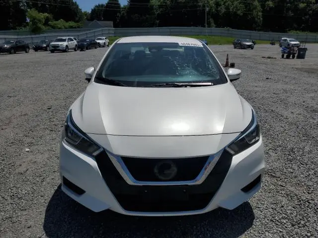2021 NISSAN VERSA SV  