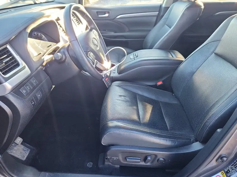 2019 TOYOTA HIGHLANDER LIMITED  