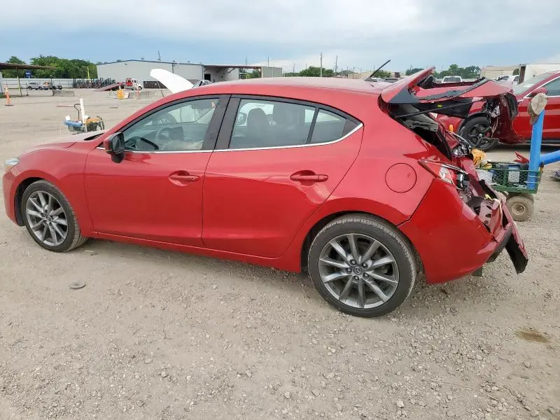 2018 MAZDA 3 TOURING  