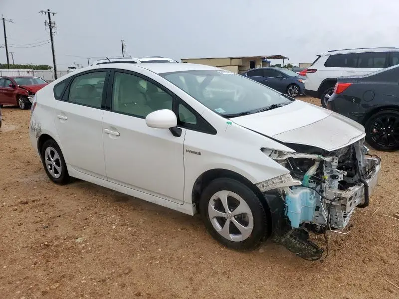 2015 TOYOTA PRIUS   