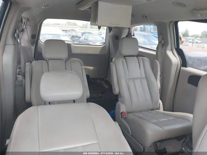 2013 CHRYSLER TOWN & COUNTRY TOURING