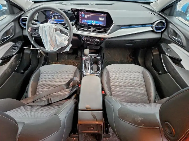 2025 CHEVROLET TRAX 1LT  