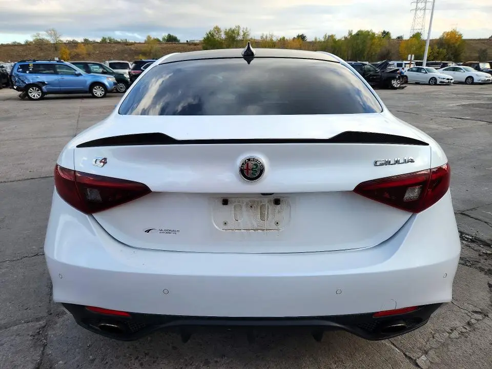 2018 ALFA ROMEO GIULIA TI Q4  
