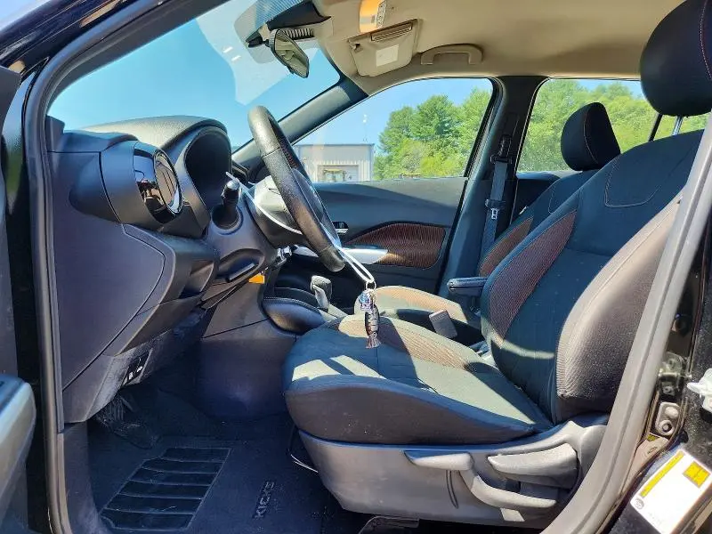 2020 NISSAN KICKS SR  
