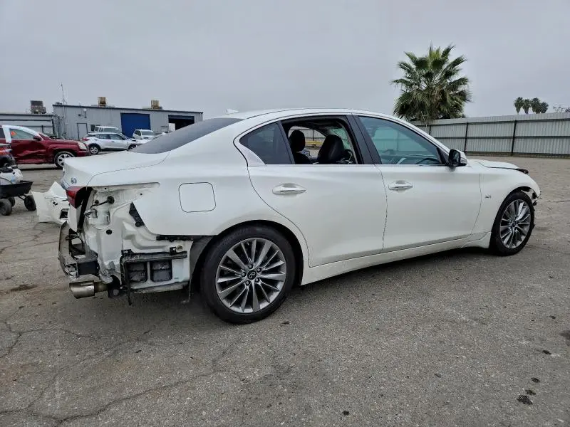 2019 INFINITI Q50 LUXE  