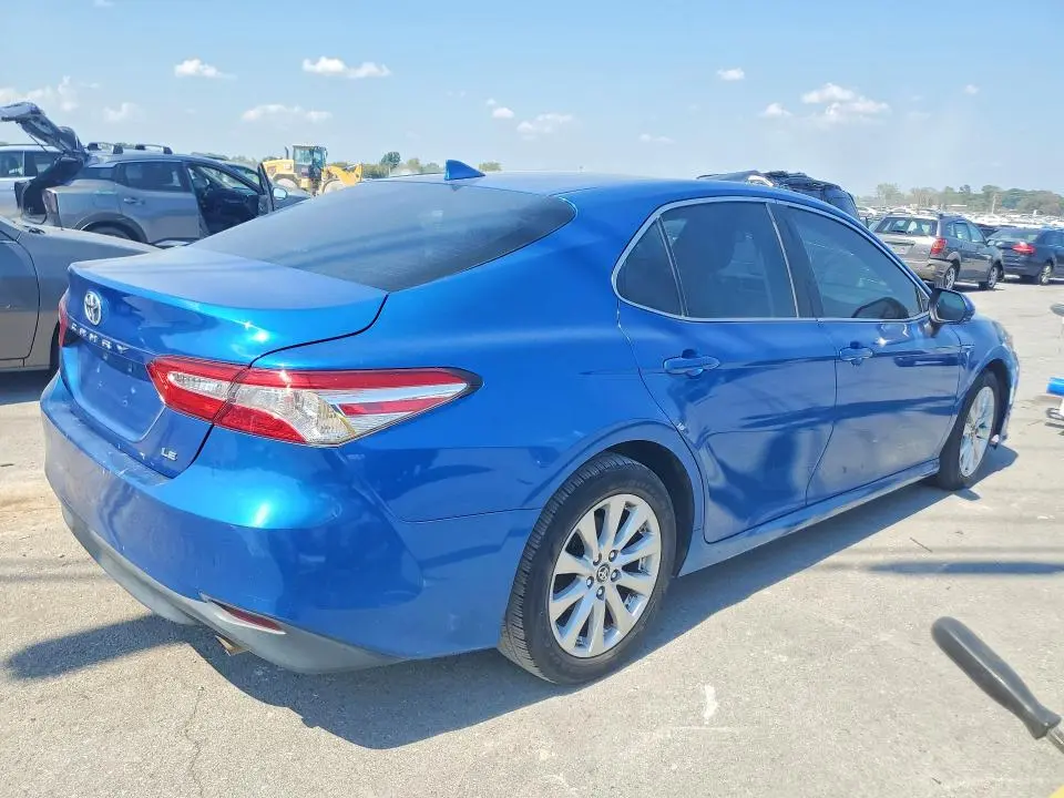 2019 TOYOTA CAMRY LE  