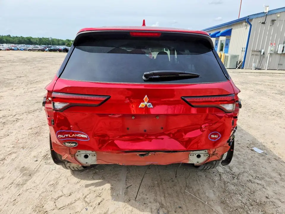 2022 MITSUBISHI OUTLANDER SE  