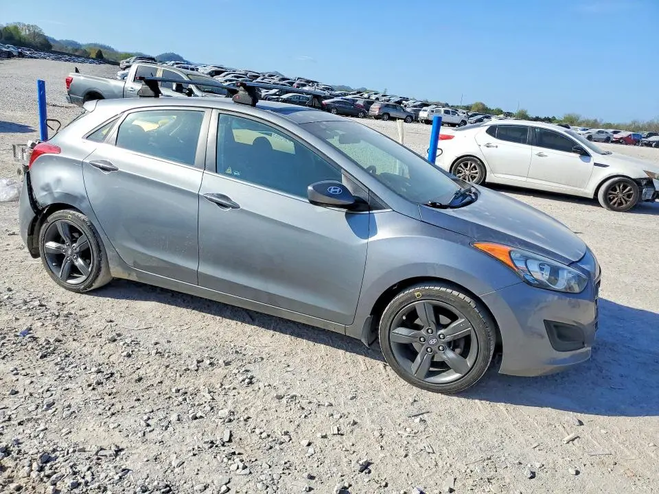2016 HYUNDAI ELANTRA GT BASE  