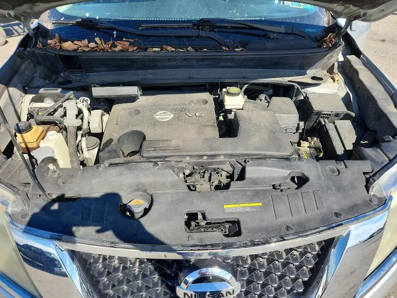 2013 NISSAN PATHFINDER S  