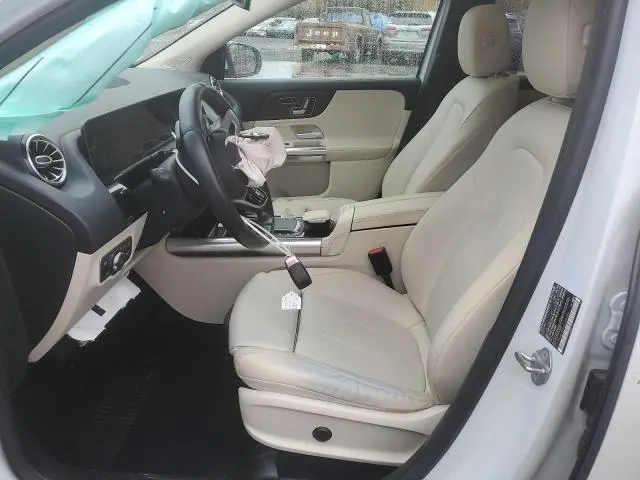 2021 MERCEDES-BENZ GLA 250 4MATIC  