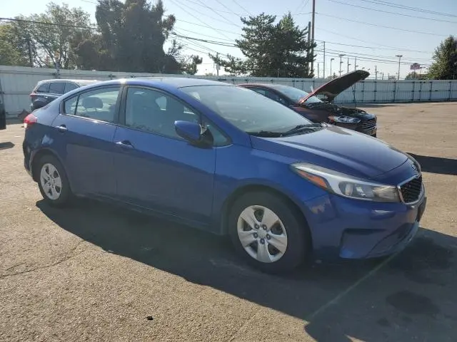 2017 KIA FORTE LX  