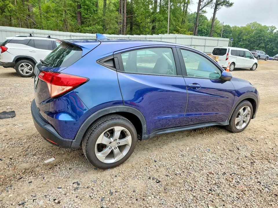 2017 HONDA HR-V LX  