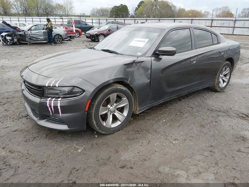 2016 DODGE CHARGER SXT