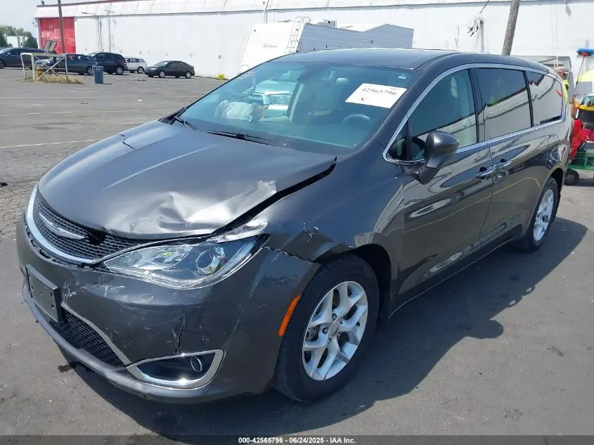 2018 CHRYSLER PACIFICA TOURING PLUS