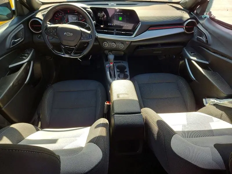 2025 CHEVROLET TRAX 1RS  
