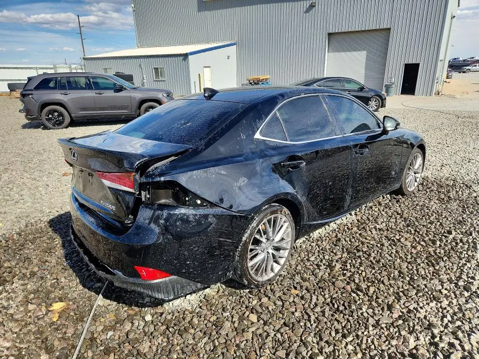 2017 LEXUS IS 200T  