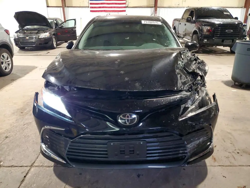 2023 TOYOTA CAMRY XLE  
