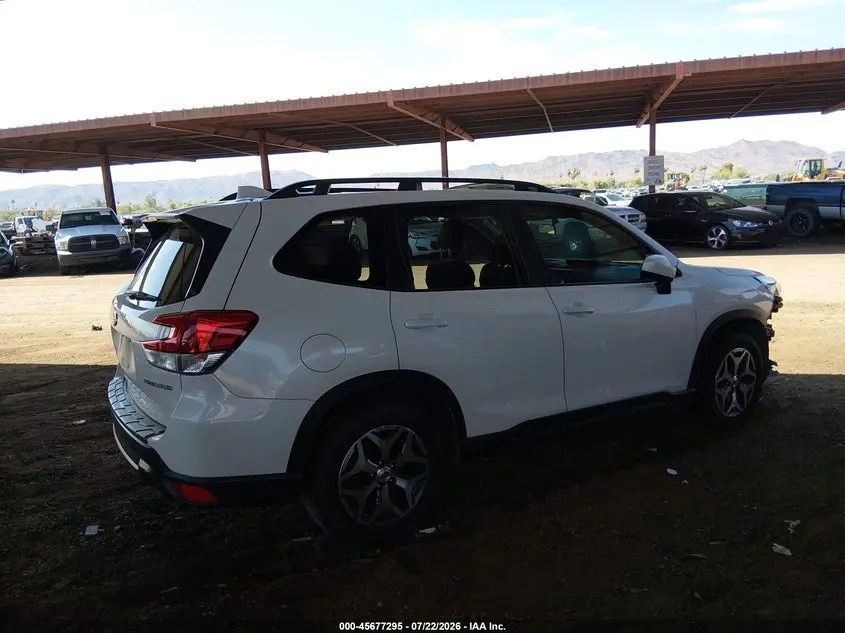 2022 SUBARU FORESTER PREMIUM