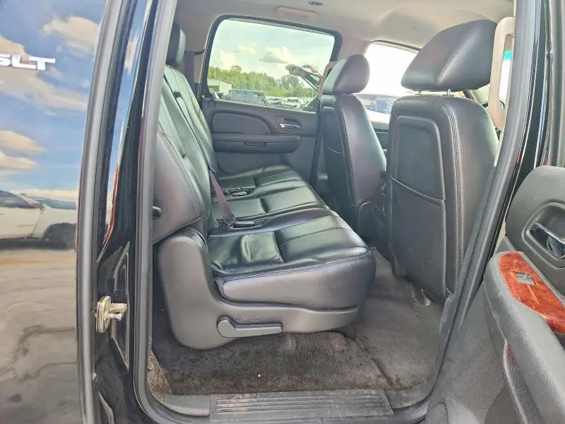 2012 GMC YUKON XL C1500 SLT  