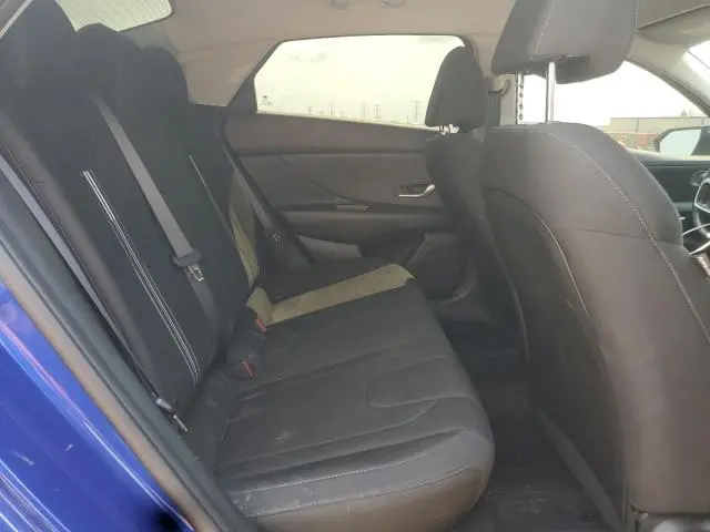 2021 HYUNDAI ELANTRA SEL  