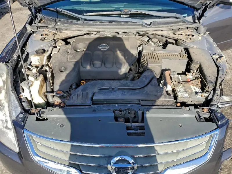 2010 NISSAN ALTIMA BASE  