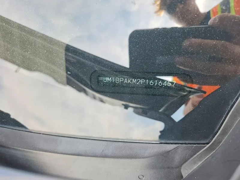 2023 MAZDA 3 SELECT  