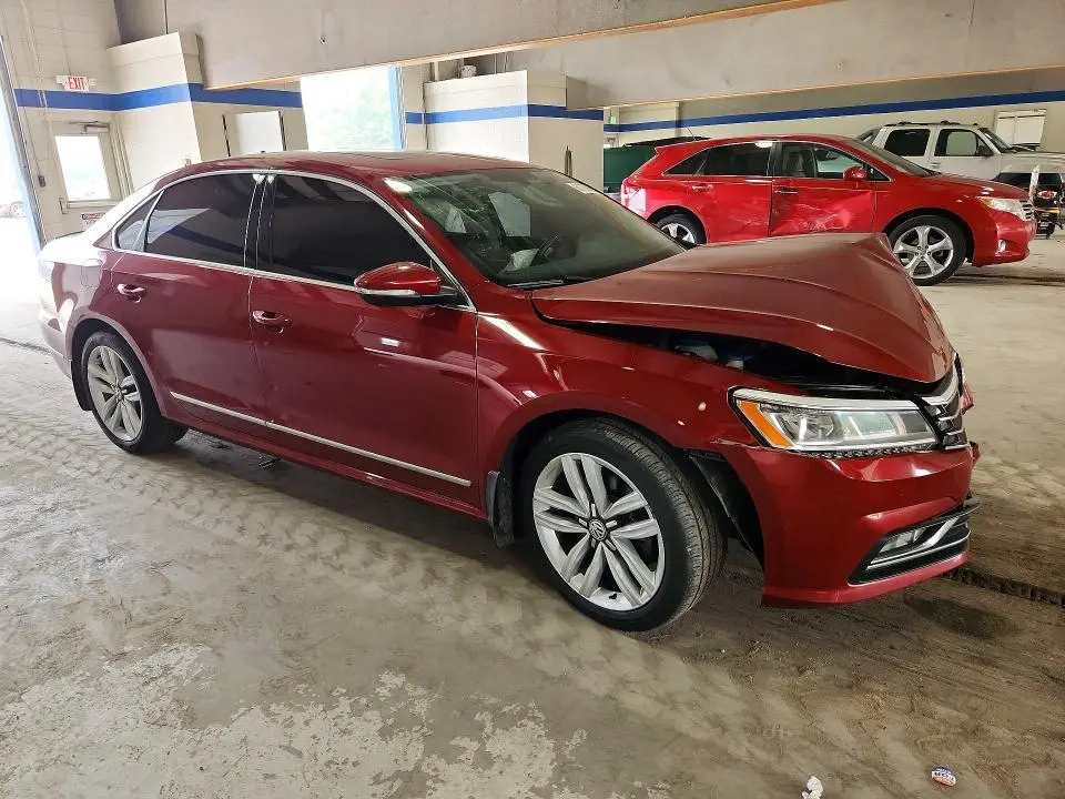 2017 VOLKSWAGEN PASSAT SE  