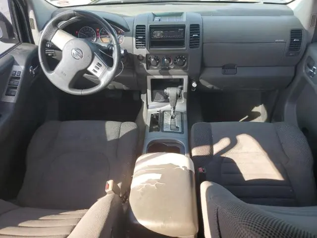 2011 NISSAN PATHFINDER S  