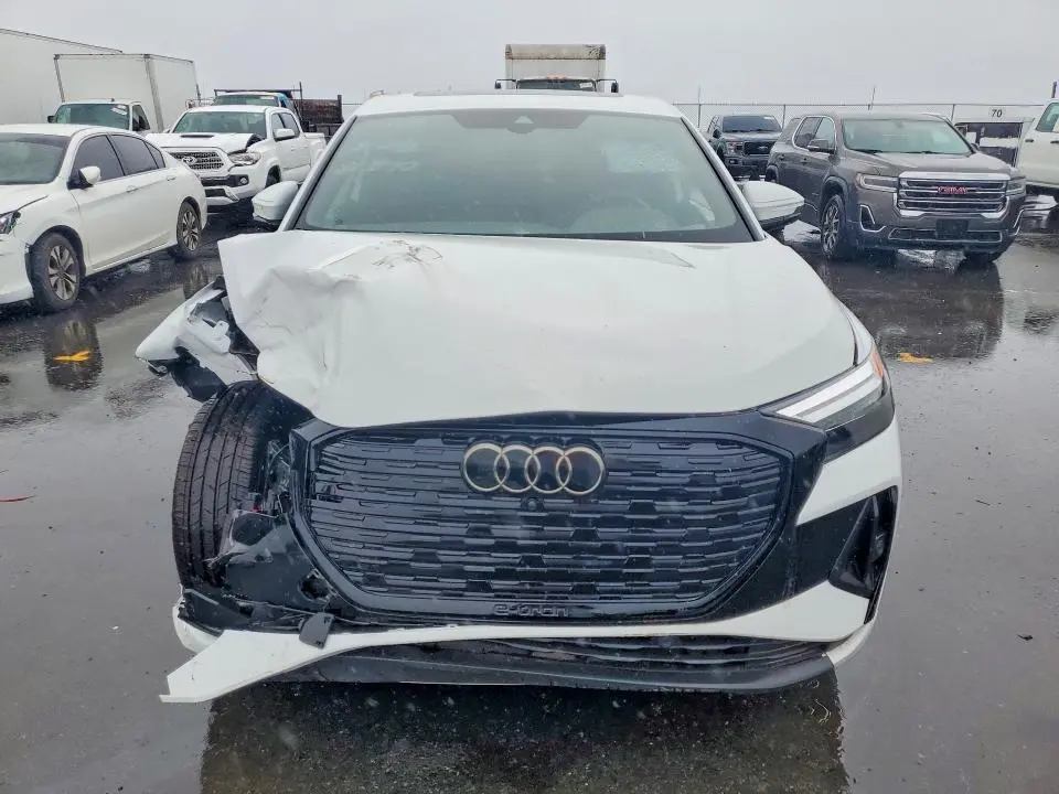 2025 AUDI Q4 E-TRON SPORTBACK PREMIUM  