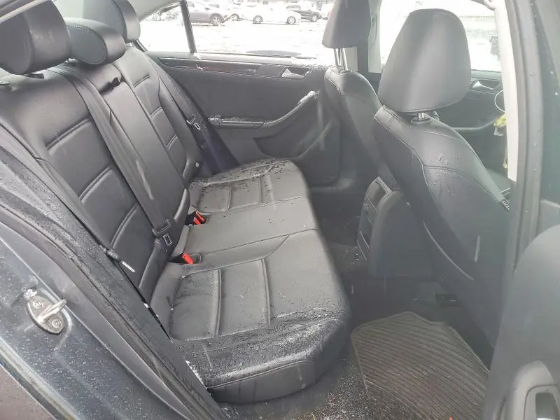 2016 VOLKSWAGEN JETTA SEL  