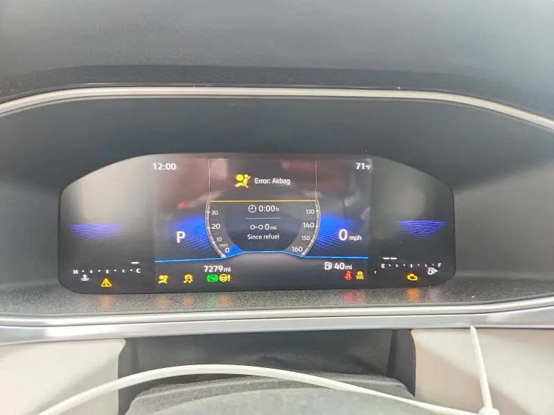 2025 VOLKSWAGEN TAOS SE  
