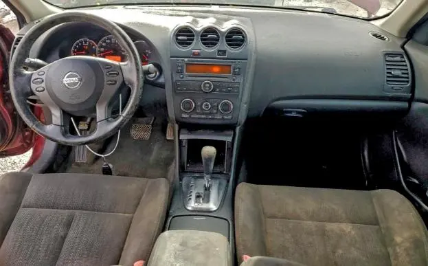 2011 NISSAN ALTIMA BASE  