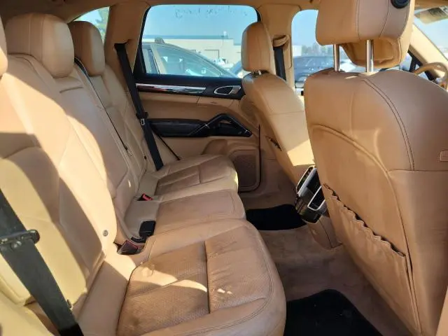 2011 PORSCHE CAYENNE   