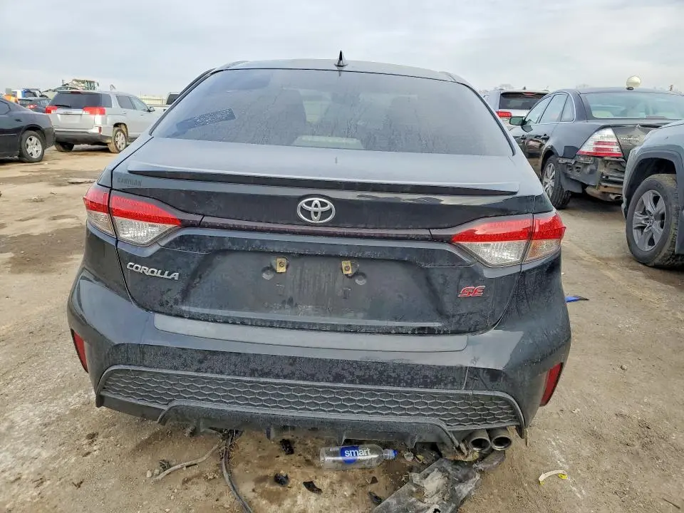 2022 TOYOTA COROLLA SE  