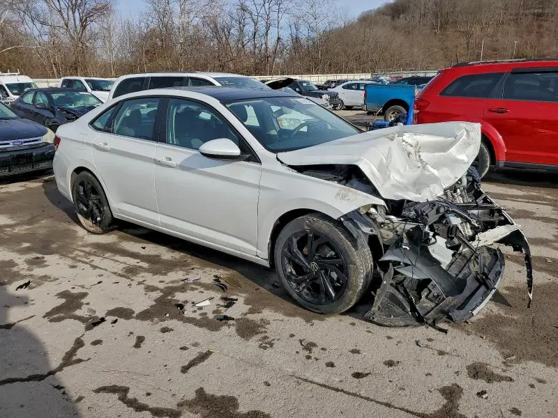 2025 VOLKSWAGEN JETTA SE  