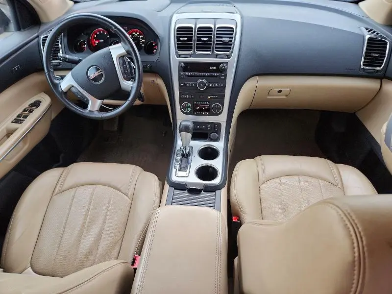 2011 GMC ACADIA SLT-2  