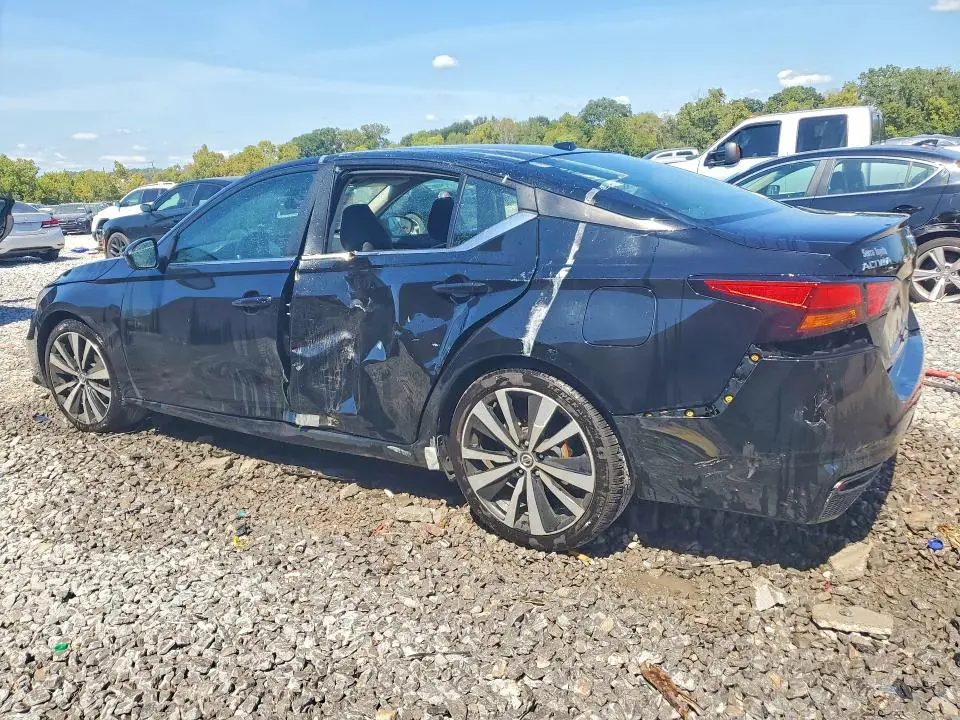 2021 NISSAN ALTIMA SR  
