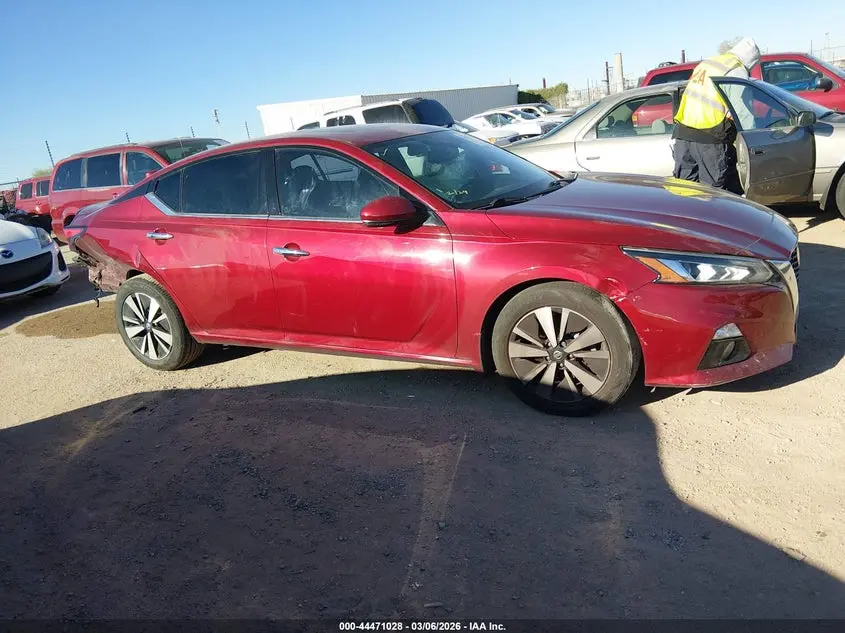 2020 NISSAN ALTIMA SV FWD