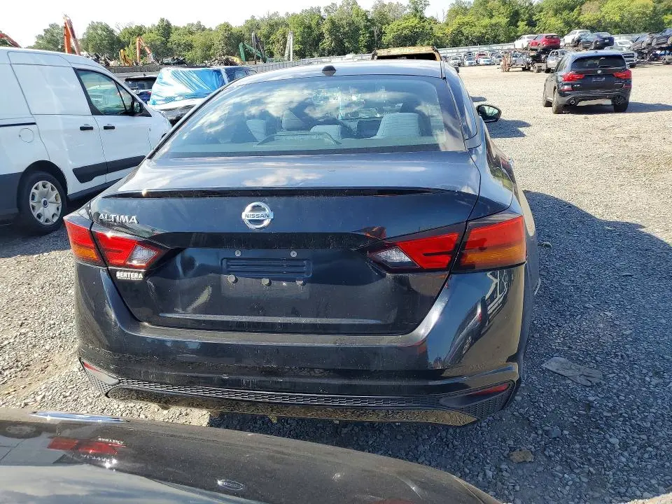 2019 NISSAN ALTIMA S  