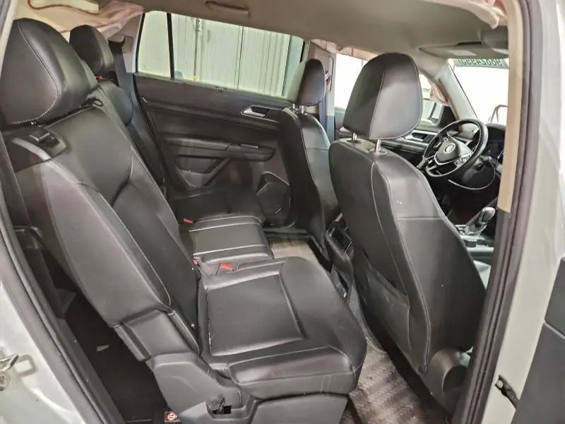 2018 VOLKSWAGEN ATLAS SE  