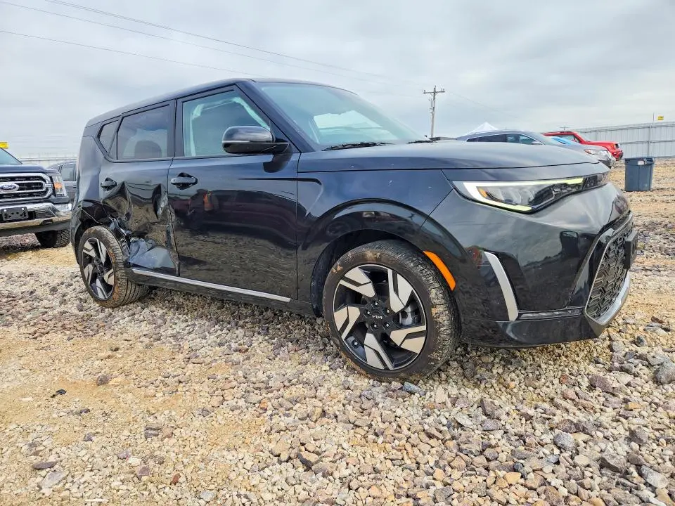 2025 KIA SOUL GT LINE  
